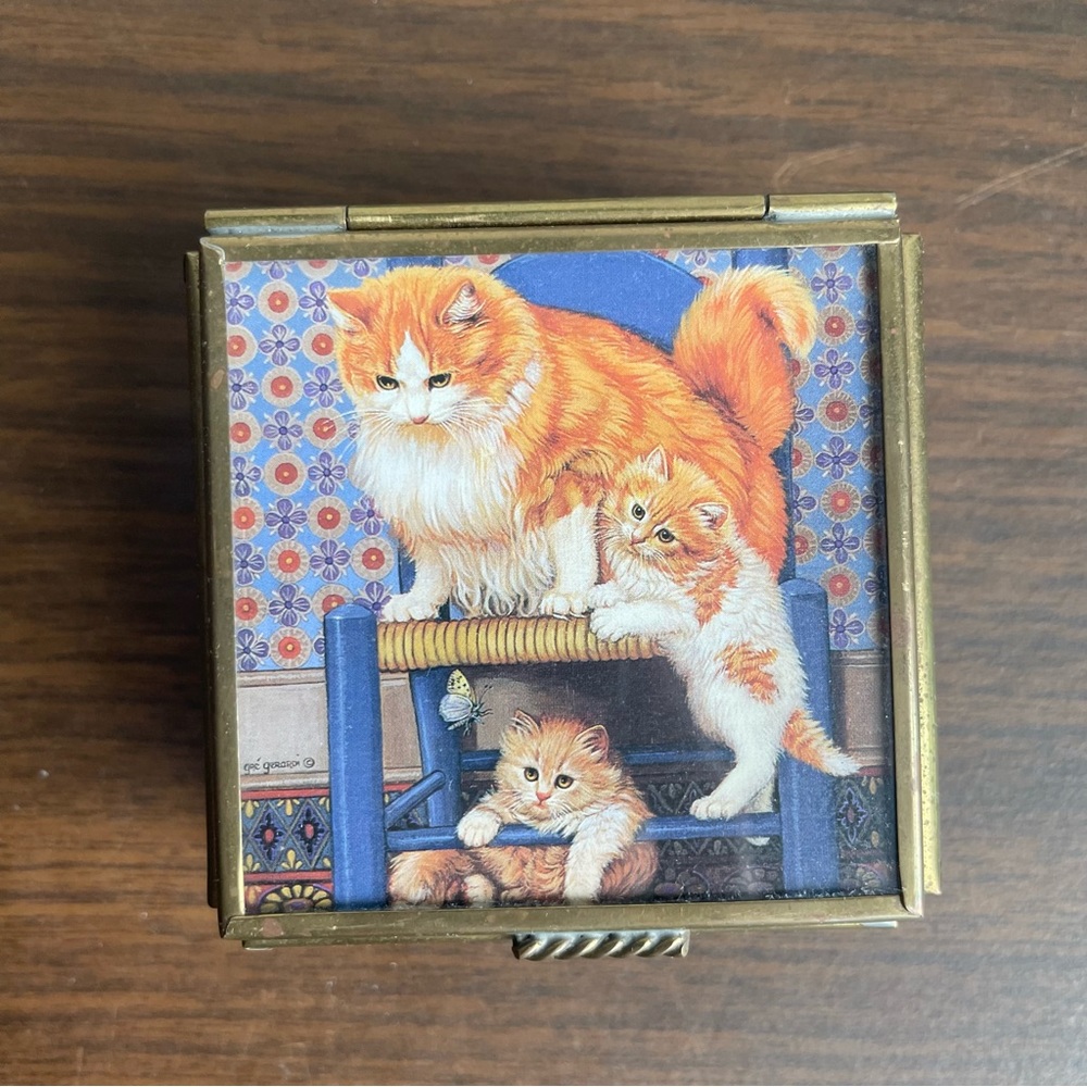 Vermont Glass & Brass Cat Trinket Box